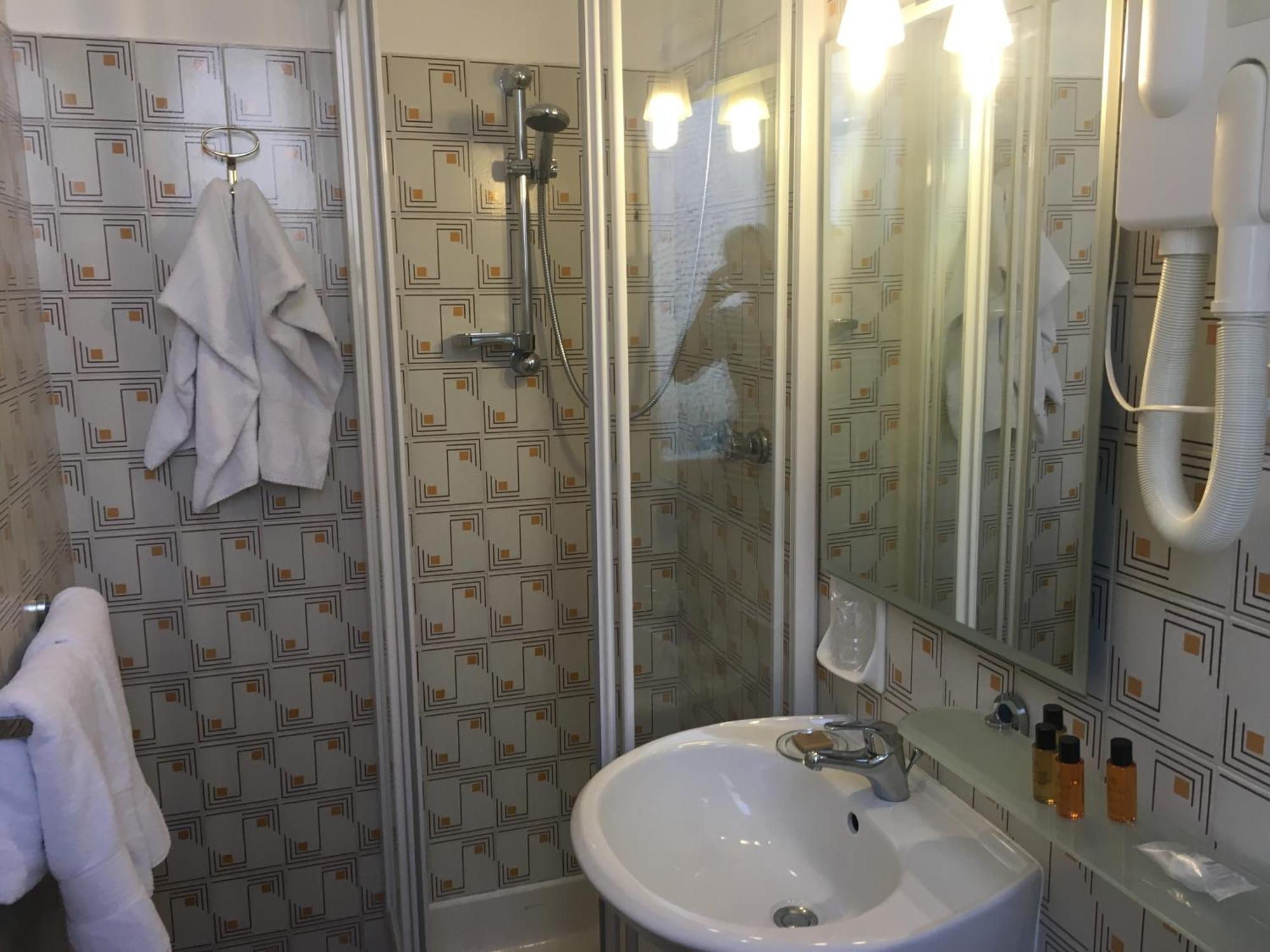 Hotel Liberty Sanremo Phòng bức ảnh