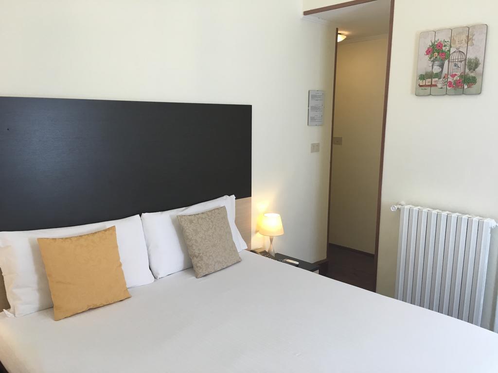 Hotel Liberty Sanremo Ngoại thất bức ảnh